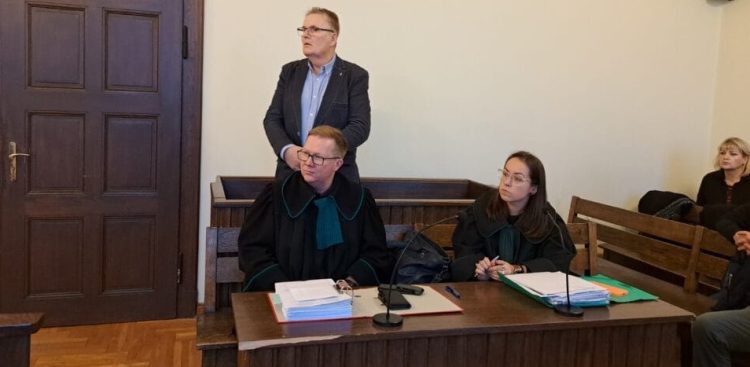 Waldemar Bonkowski w sądzie (fot. Radio Gdańsk/Grzegorz Armatowski)