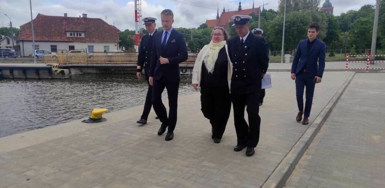 Port Rybacki we Fromborku po modernizacji. Wizyta wiceministra infrastruktury Arkadiusza Marchewki (fot. Radio Gdańsk/Mateusz Czerwiński)