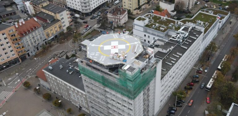 Lądowisko dla śmigłowców na dachu Szpitala Miejskiego w Gdyni