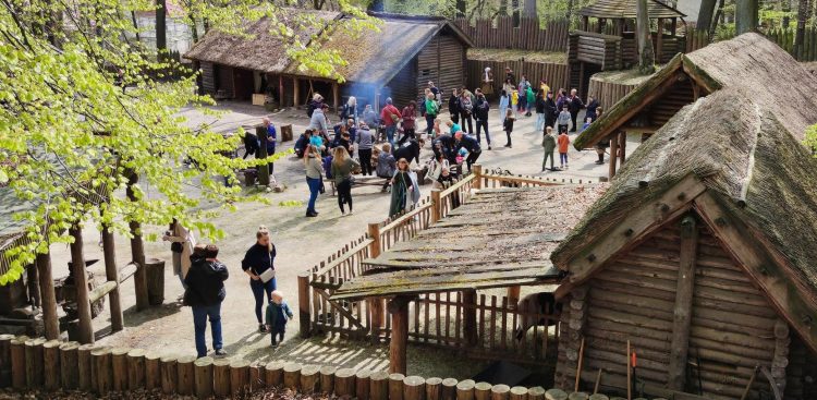 (Fot. Skansen Archeologiczny Grodzisko)