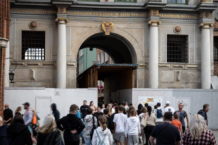 11.06.2024 r., Gdańsk. Złota Brama (fot. Radio Gdańsk/Roman Jocher)