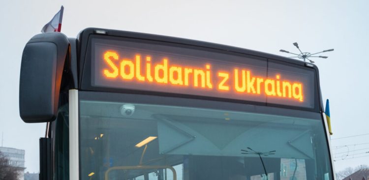 Specjalny autobus zbierał dary dla uchodźców z Ukrainy w Gdańsku. 19.03.2022
