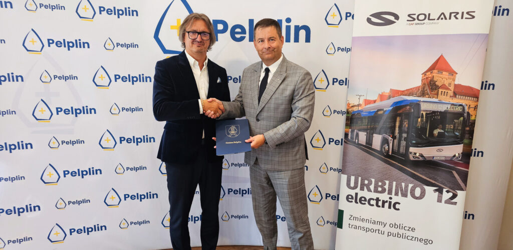 Podpisanie umowy na autobusy elektryczne w gminie Pelplin