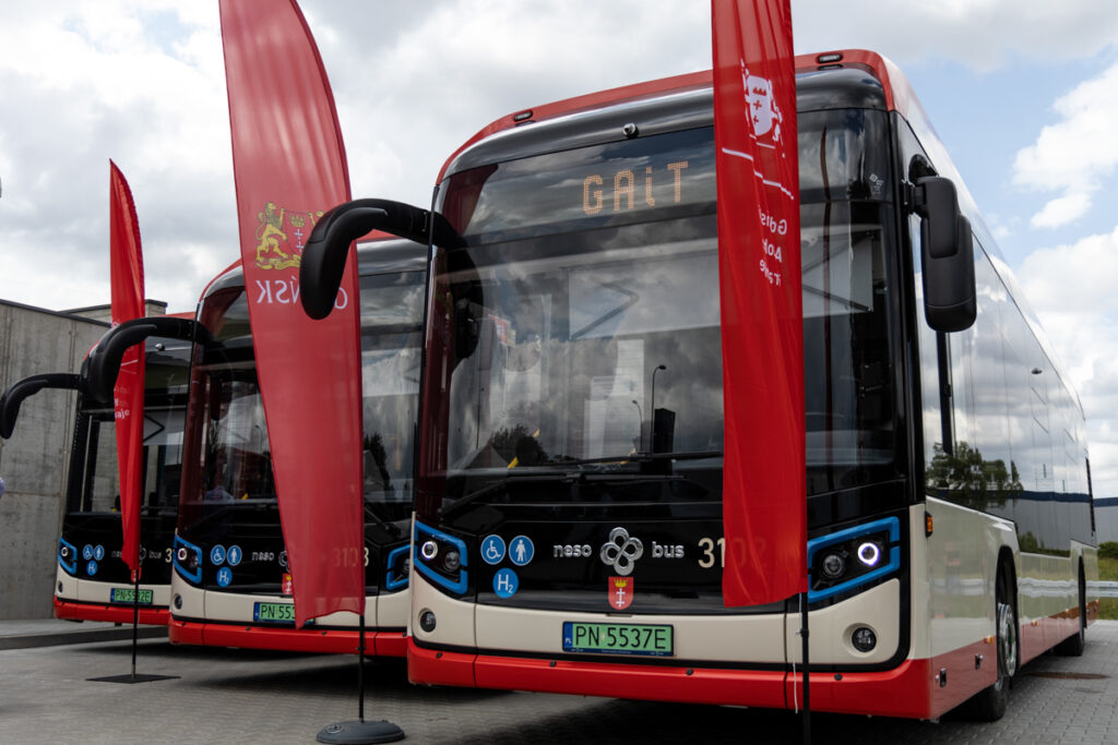 Otwarcie stacji ładowania autobusów wodorowych