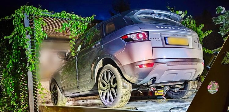 Łączna wartość wszystkich ukradzionych pojazdów sięga 2 mln zł. Na tę chwilę dwie osoby usłyszały po 2 zarzuty kradzieży z włamaniem. (fot. Pomorska Policja)