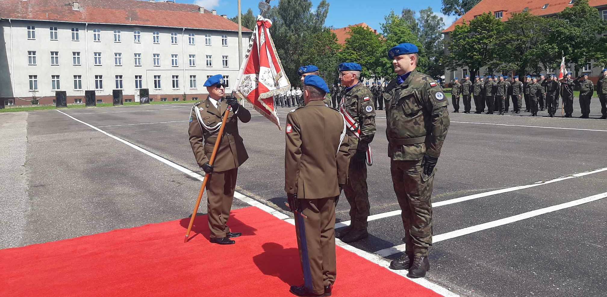 7. Brygada Obrony Wybrzeża w Słupsku zmienia dowódcę (fot.  Radio Gdańsk/Przemysław Woś)