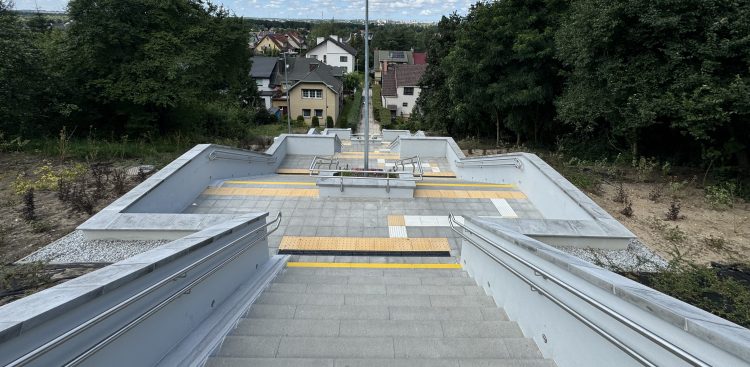 1,6 mln zł kosztował remont schodów na ul. Górnej w Słupsku. (fot. Radio Gdańsk/Alek Radomski)
