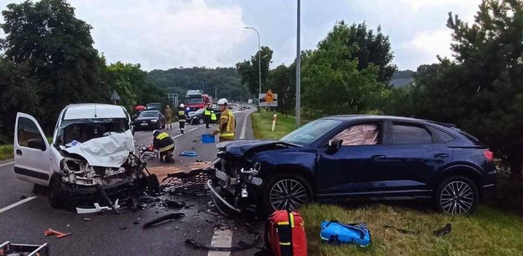 Zderzenie w miejscowości Sławutówko (fot. PSP Puck)