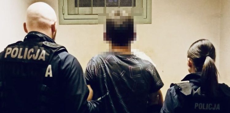 Badanie alkomatem wykazało, że w organizmie 32-latka jest ponad pół promila alkoholu, a rower, którym kierował ukradł tego samego dnia z centrum Ustki. (fot. KMP Słupsk)