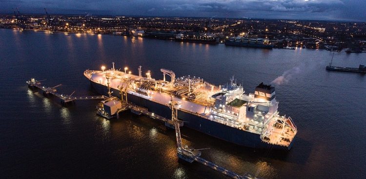 Pływający terminal LNG w Kłajpedzie (fot. Wikimedia Commons)