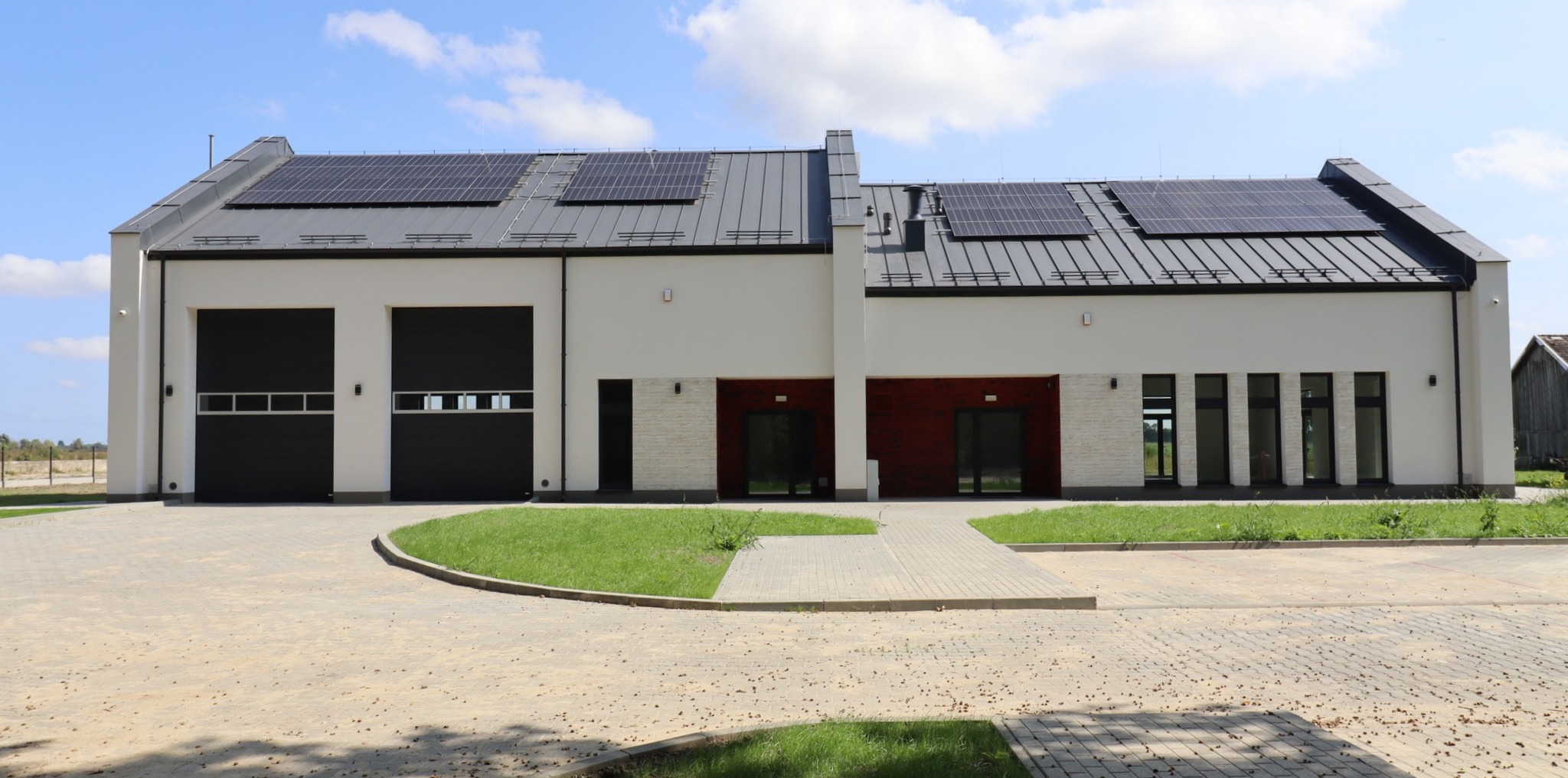 W Myszewie w gminie Nowy Staw powstała nowoczesna remiza strażacka(Fot. Radio Gdańsk/Mateusz Czerwiński)