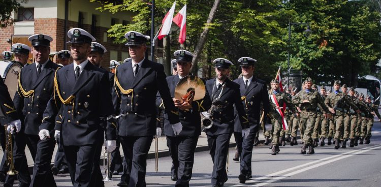 Obchody Święta Wojska Polskiego w Sopocie (Fot. Anna Rezulak / KFP)