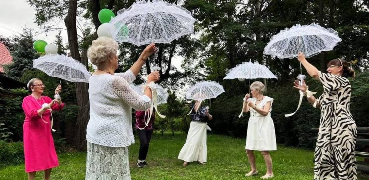 Taniec terapeutyczny - zajęcia z Kariną Kocieniewską (fot. archiwa prywatne)