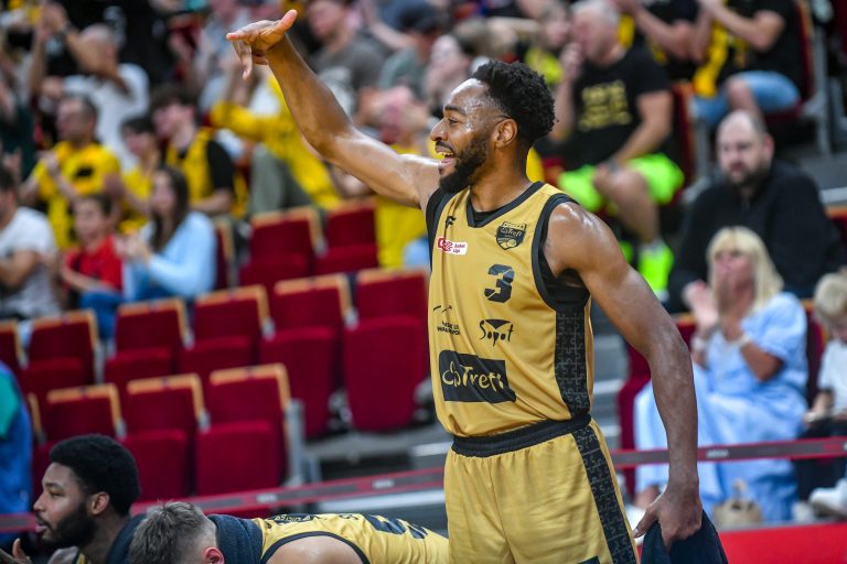 Spariong Trefl Sopot - King Wilki Morskie Szczecin n/z Aaron Best 20.09.2024 / fot. Maciej Czarniak / KFP / Trojmiasto.pl