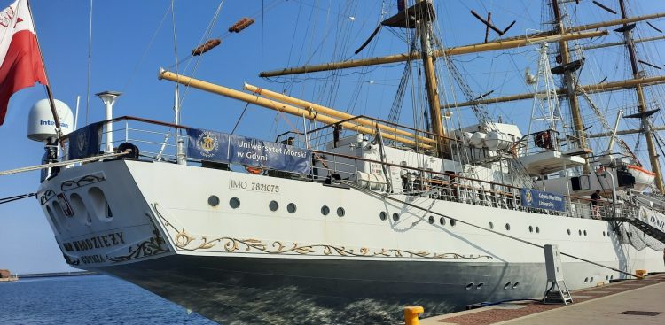 Dar Młodzieży (fot. Radio Gdańsk/Anna Rębas)