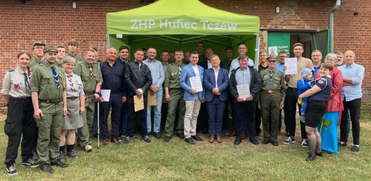 Uroczyste otwarcie hangaru ZHP nad Wisłą (fot. Hufiec ZHP Tczew)