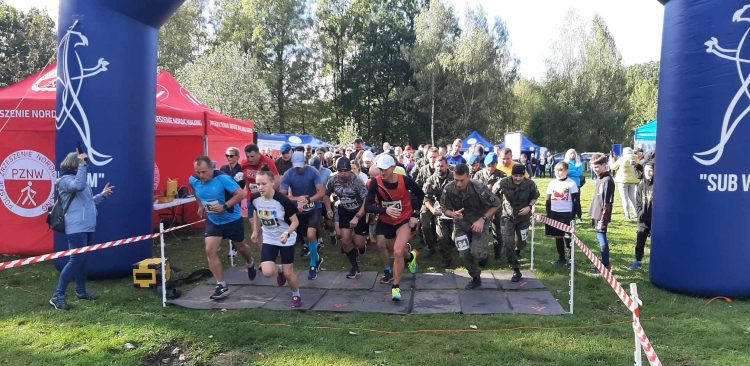 Uczestnicy biegu na rzecz osób bezdomnych (fot. Radio Gdańsk/Przemysław Woś)