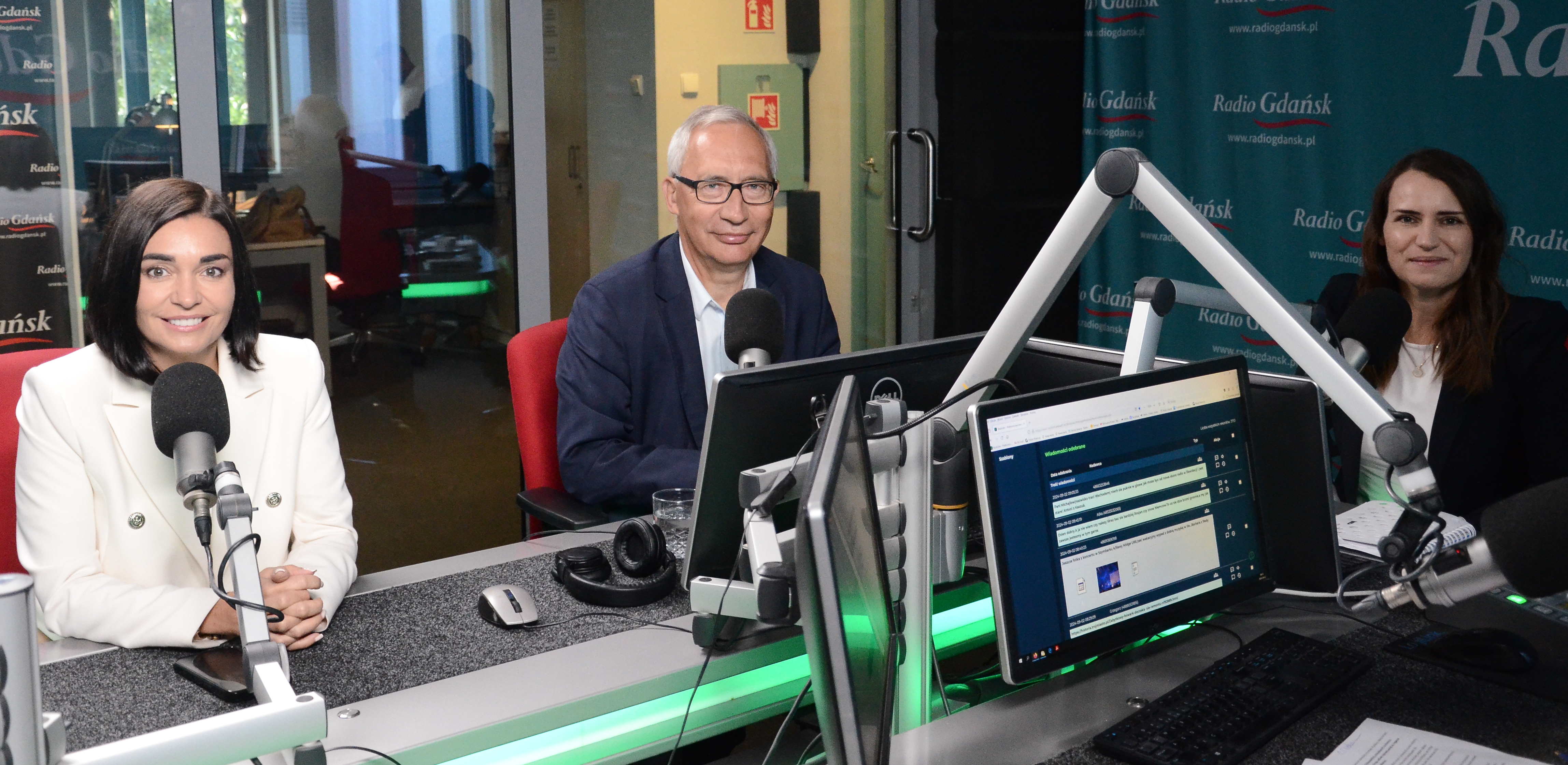Od lewej: Magdalena Sroka, Kazimierz Smoliński, Agnieszka Pomaska. (fot. Radio Gdańsk/Martyna Krawcewicz)