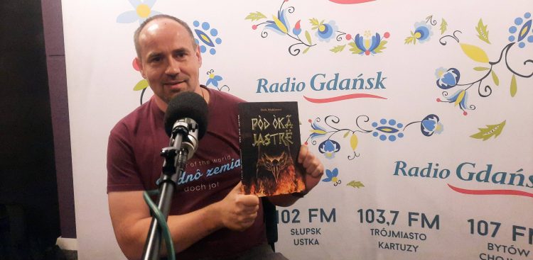 Dariusz Majkowski, autor powieści ,,Pòd òkã Jastrë"/"Pod okiem Jastry" (fot. Radio Gdańsk/Tatiana Slowi)