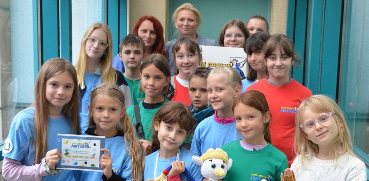 Młodzi aktorzy z teatru Jantark odwiedzili Radio Gdańsk
(Fot. Radio Gdańsk/Michał Pacześniak)