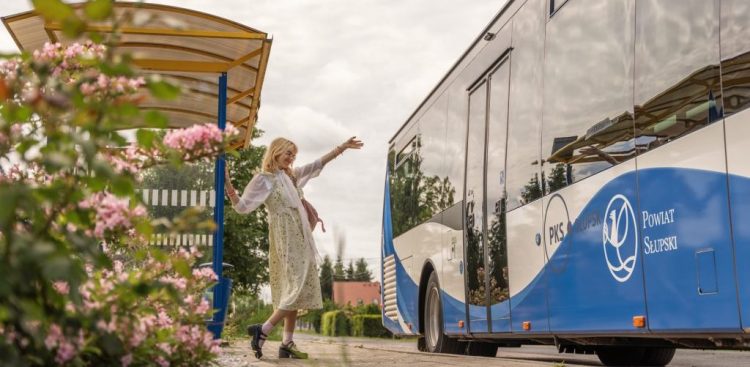 Letnimi liniami słupskiego PKS-u podróżowało w wakacje prawie 157 tys. pasażerów. To o 15 proc. więcej niż w poprzednim sezonie. (fot. PSK Słupsk)