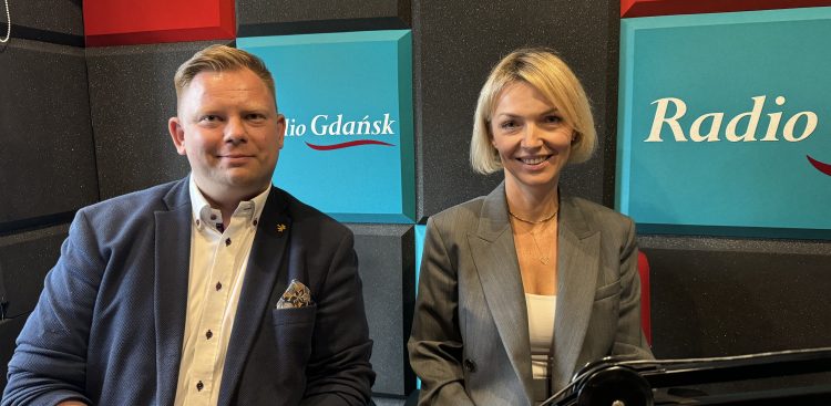 Debata wyborcza Radiu Gdańsk. O swoich pomysłach na gminę mówiła Anna Gliniecka-Woś i Rafał Kuligowski. (fot. Radio Gdańsk/Alek Radomski)