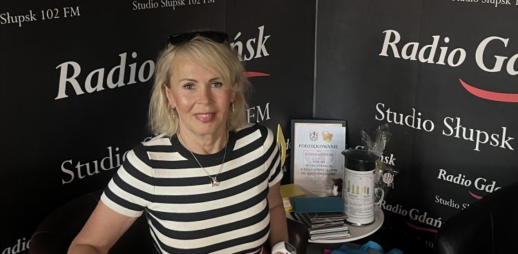 Gościem Studia Słupsk była dziś Małgorzata Wolska z Fundacji dla Dzieci Niepełnosprawnych Nadzieja ze Słupska.  (fot. Radio Gdańsk/Joanna Merecka-Łotysz)