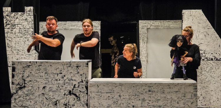 (fot. Teatr Lalki Tęcza)
