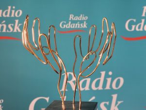 Statuetka "Złotego Klakiera" Radia Gdańsk (fot. Radio Gdańsk)