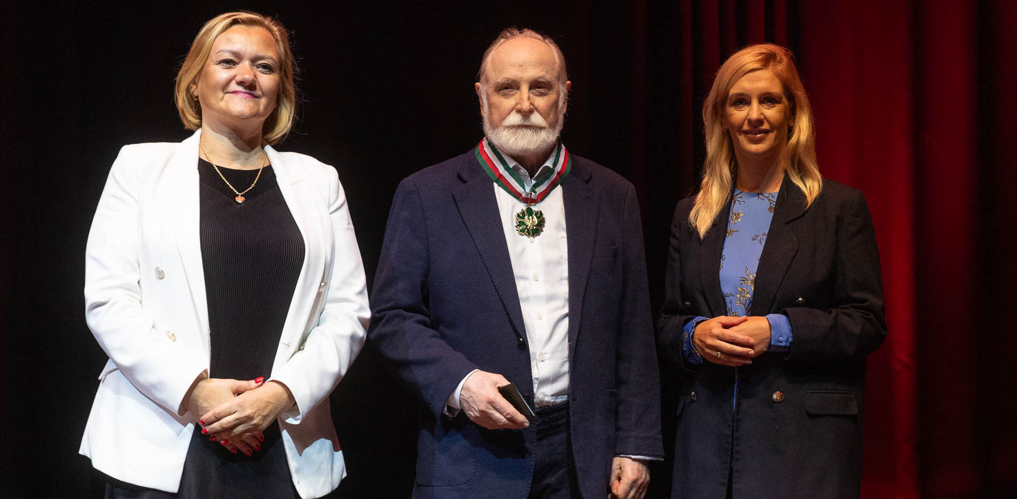 Stefan Chwin otrzymał Złoty Medal "Zasłużony Kulturze Gloria Artis"(Fot. Europejskie Centrum Solidarności)