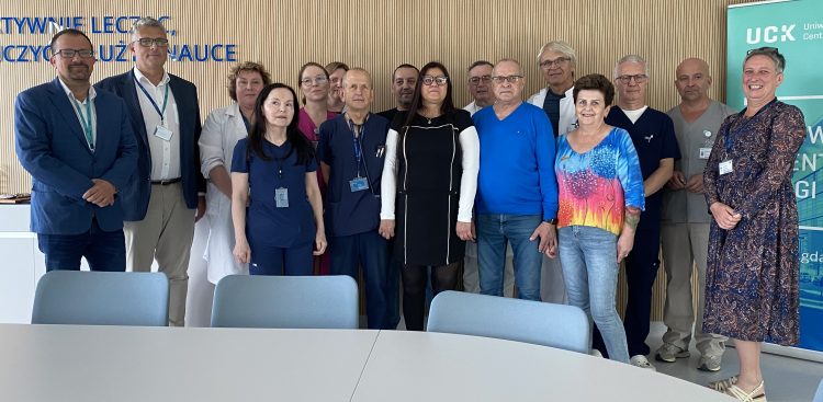 Ekipa Uniwersyteckiego Centrum Klinicznego pochwaliła się przeprowadzeniem dwóch, niezwykle skomplikowanych operacji
(Fot. Radio Gdańsk/Kuba Kaługa)