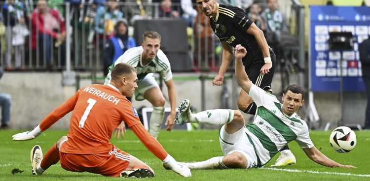 (fot. PAP/Adam Warżawa)