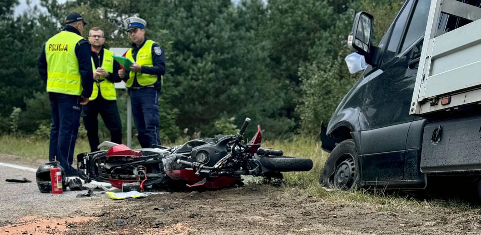 W wypadku w miejscowości Parchowski Młyn zginął 58-letni motocyklista (fot. KPP w Bytowie)