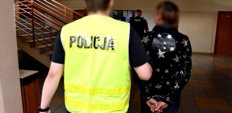 Zatrzymani usłyszeli zarzuty dokonania rozboju z użyciem niebezpiecznego narzędzia
(Fot. KPP Starogard Gdański)