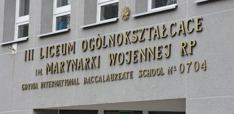 Zajęcia prowadzone są wyłącznie poprzez komunikatory internetowe (fot. Facebook/Gdyńska Trójka)