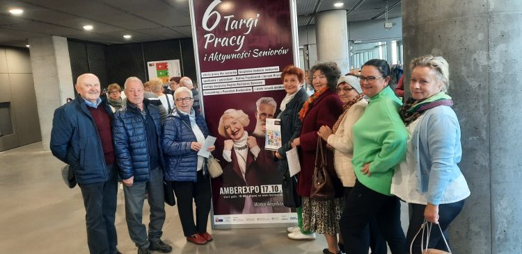 Wydarzenie od samego początku spotkało się z bardzo ciepłym przyjęciem ze strony seniorów (fot. Radio Gdańsk/Anna Rębas)