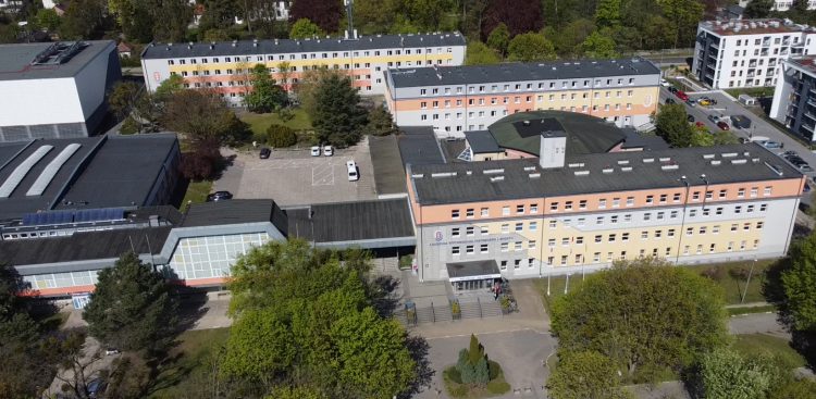 W AWFiS wyremontowana zostanie część sportowa uczelni, a także planowane jest wdrożenie nowej oferty edukacyjnej (fot. mat. pras.)