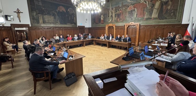 Sesja Rady Miasta Słupska (fot. Radio Gdańsk/Alek Radomski)