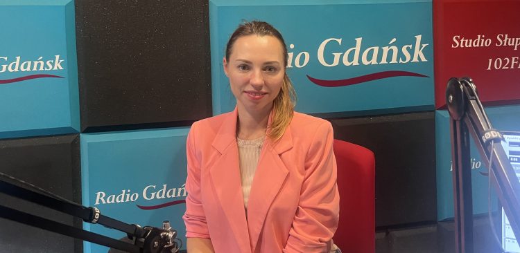 Katarzyna Filipiak zastępca dyrektorka Miejskiego Ośrodka Pomocy Rodzinie. (fot. Radio Gdańsk/Joanna Merecka-Łotysz)
