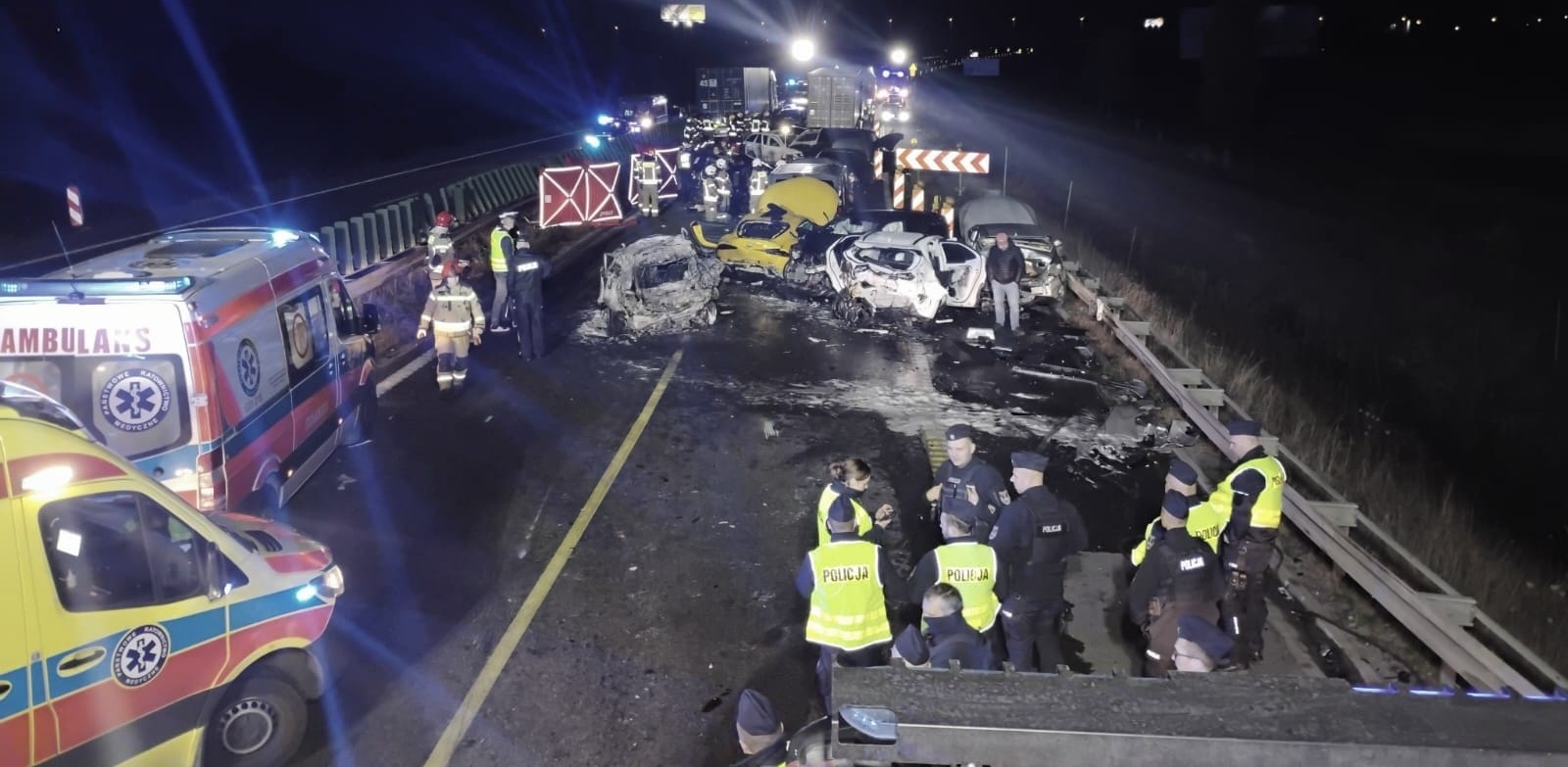 Karambol na drodze S7 (fot. PSP Pruszcz Gdański)