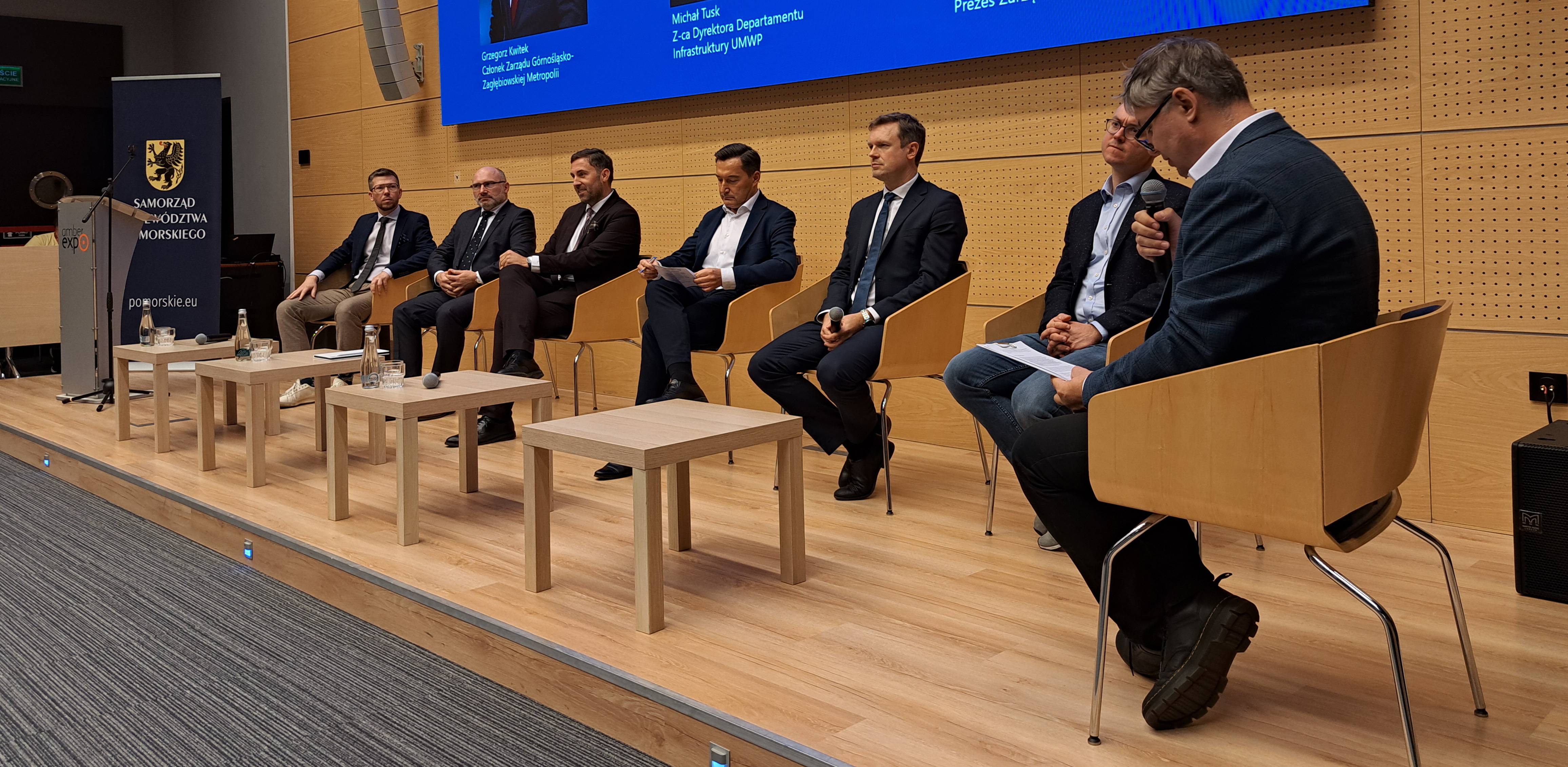 Konferencja dotycząca transportu zbiorowego w metropolii (fot. Radio Gdańsk/Sebastian Kwiatkowski)