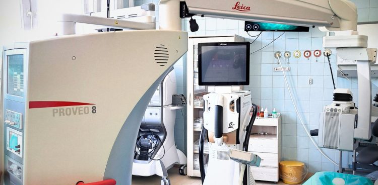 Urządzenie Proveo 8 pozwala na znaczące zwiększenie precyzji zabiegów okulistycznych
(Fot. Szpitale Pomorskie)