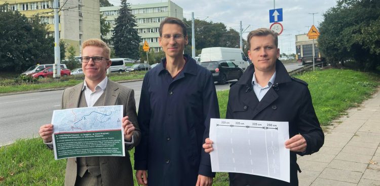 Od lewej: Przemysław Majewski, Kacper Płażyński, Andrzej Skiba (fot. Radio Gdańsk/Oskar Bąk)