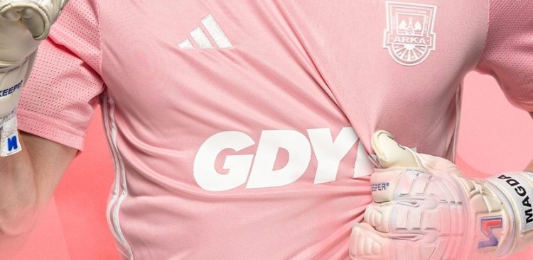 Mecz zostanie rozegrany w niedzielę o godz. 14:30 na Stadionie Miejskim w Gdyni.
(Fot. mat. pras.)