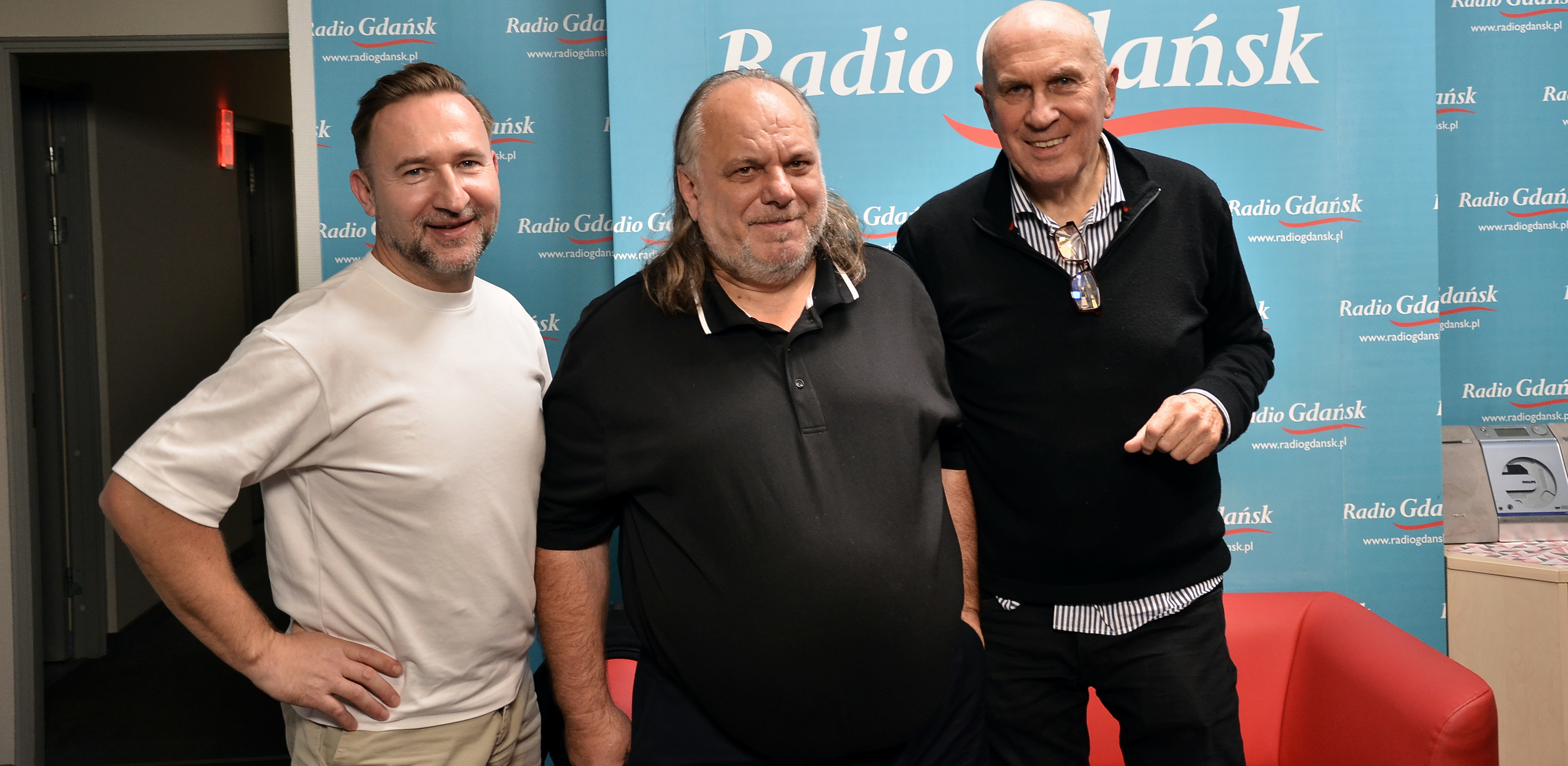 Tomasz Galiński, Mirosław Mastalerz i Wojtek Korzeniewski w Radiu Gdańsk po emisji audycji "Muzyczna Mapa Trójmiasta" (fot. Radio Gdańsk/Piotr Puchalski)