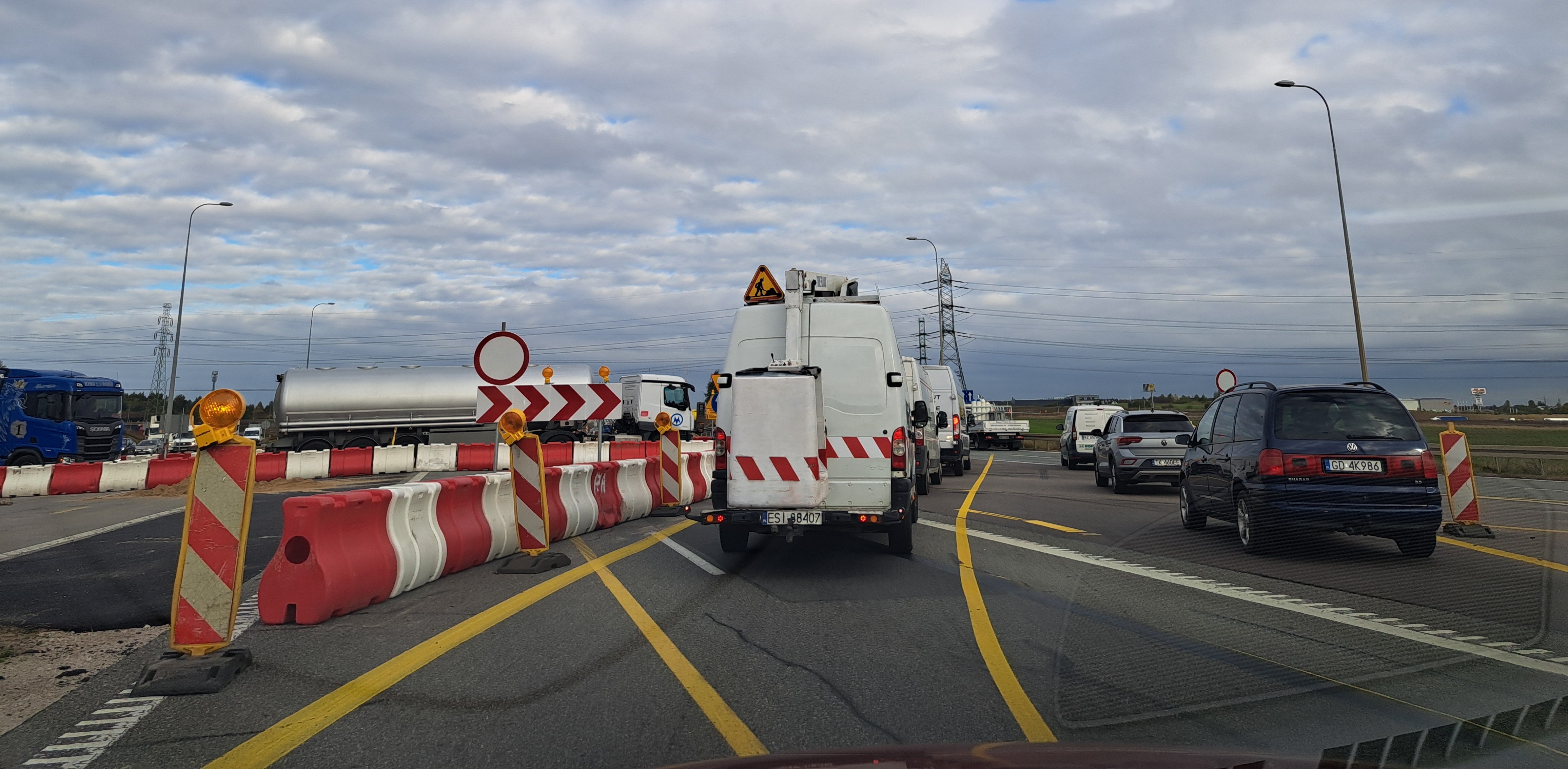 Inwestycja, która ma rozładować korki w sąsiedztwie dużego węzła Gdańsk Południe Obwodnicy Metropolitalnej Trójmiasta, ma już ważną decyzję środowiskową i koncepcję programową(Fot. Radio Gdańsk/Sebastian Kwiatkowski)