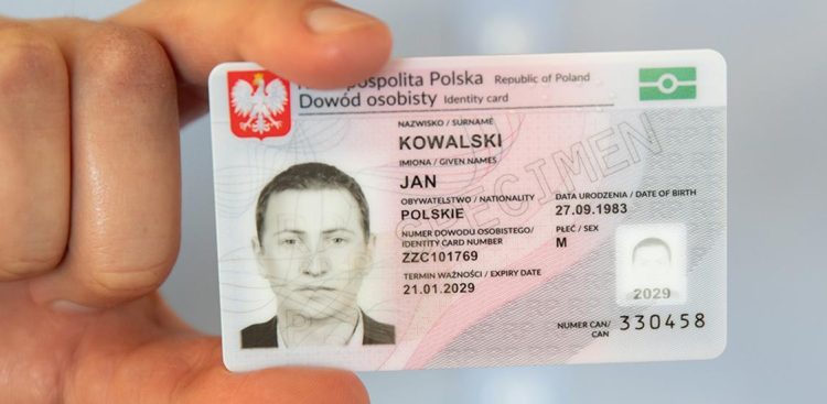 Dowód osobisty
(Fot. gov.pl)