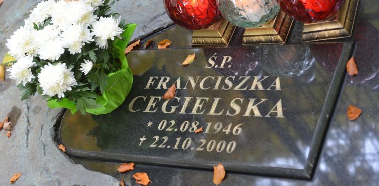 Grób Franciszki Cegielskiej na Cmentarzu Witomińskim w Gdyni (fot. KFP/Andrzej J. Gojke)