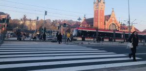 Udostępniono pieszym przejście naziemne przy dworcu w Gdańsku Głównym (fot. Facebook/Dyrekcja Rozbudowy Miasta Gdańska)