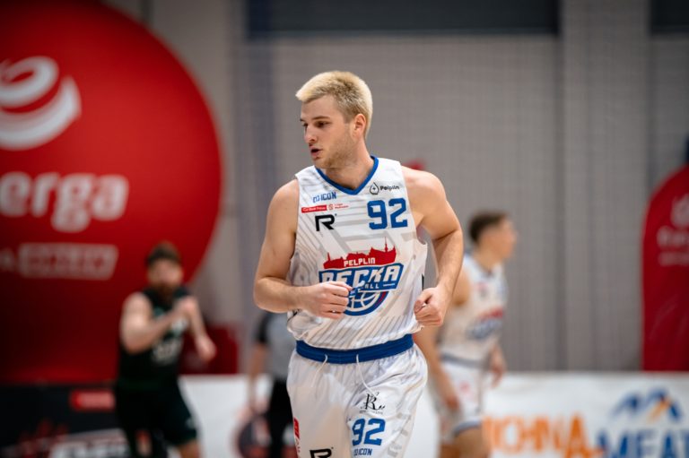 Błażej Czerniewicz (fot. Decka Pelplin/1lm.pzkosz.pl)